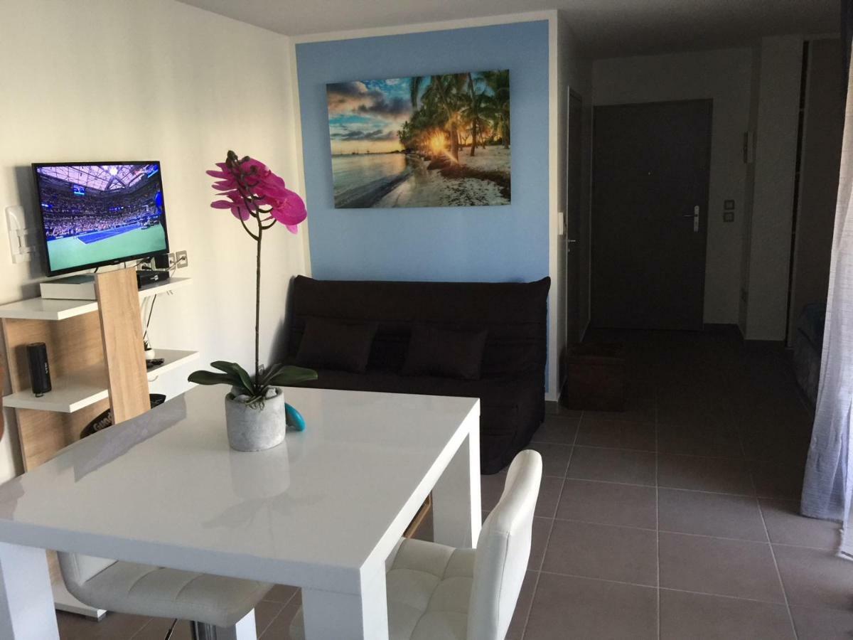 Beau Studio Proche De La Mer Le Moule Dış mekan fotoğraf